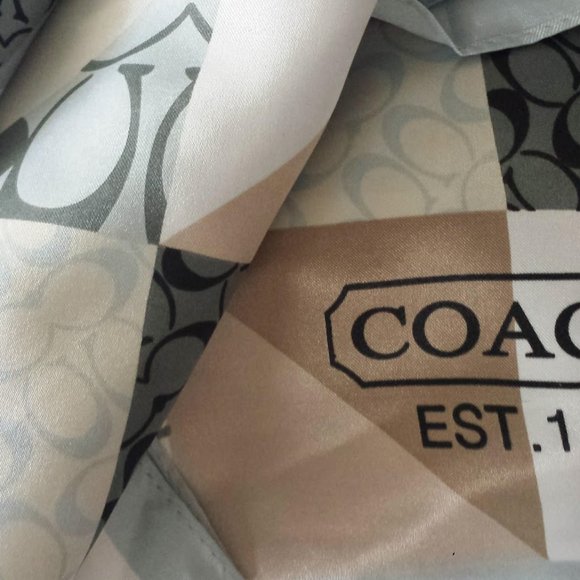 Coach bundle Coach Shoes and Scarf duo 2piece set - Picture 2 of 13